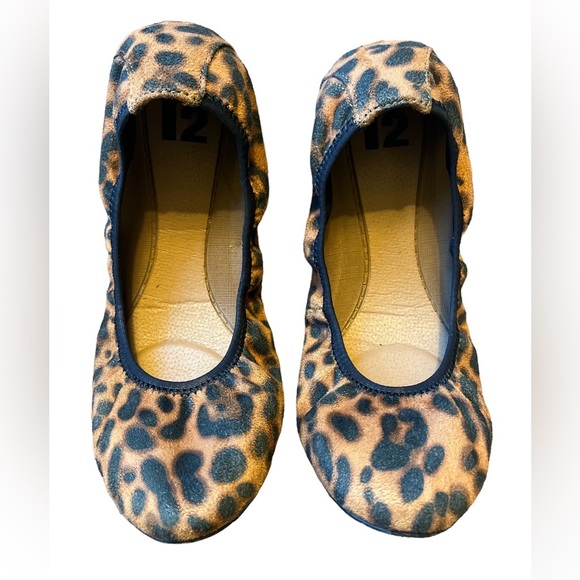 R2 Shoes - R2 Ballet flats EUC